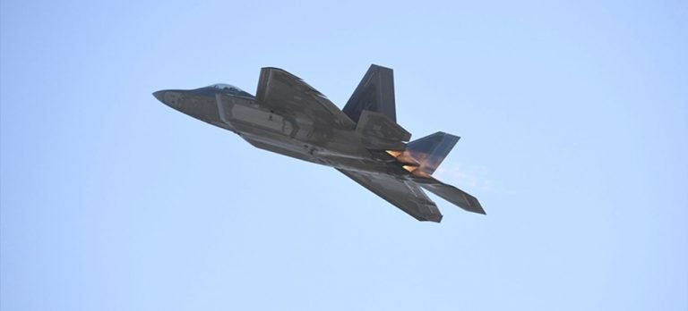 ABD, Güney Çin Denizi’nde düşen F-35 uçağının enkazını çıkardı