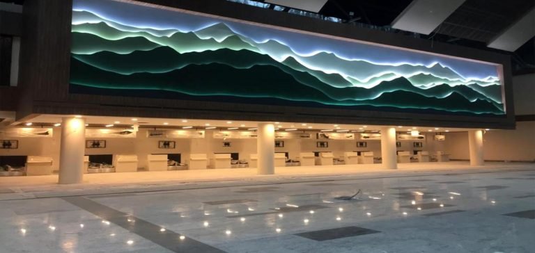 Rize-Artvin Havalimanı terminal binasının iç mimarisi dikkat çekiyor