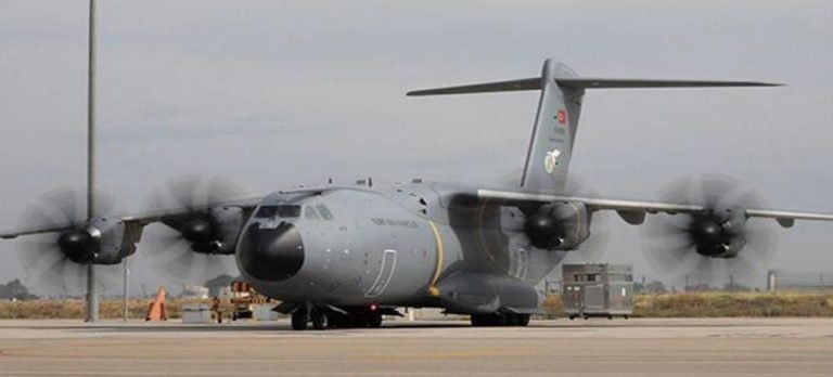 İki Türk uçağı Kiev’de mahsur kaldı