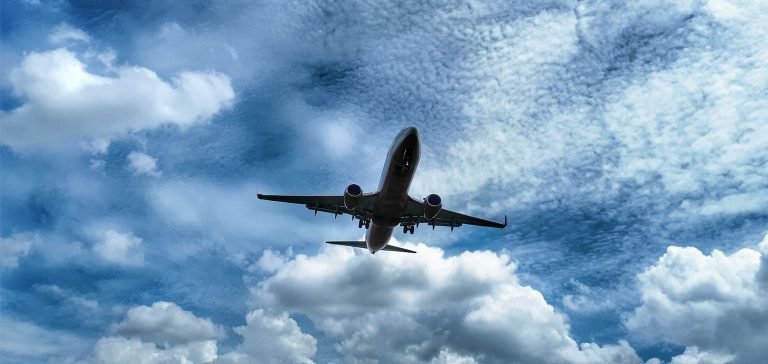 Ukrayna’daki Çin vatandaşlarını taşıyan 4 tahliye uçağı ülkeye ulaştı