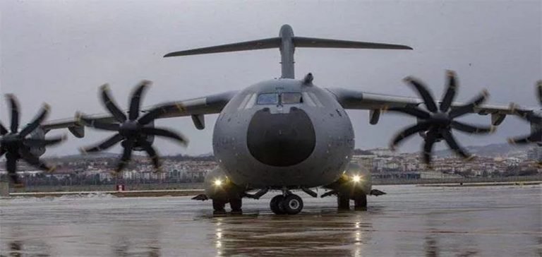 TSK’ya ait iki A400M Vatiye Hava Üssü’ne uçtu