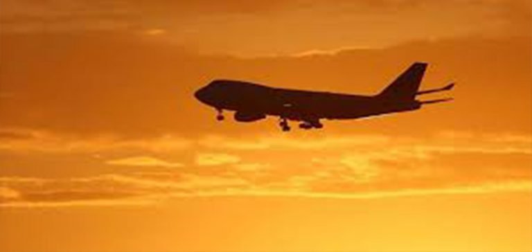 Erbil’de yoğun toz dalgası nedeniyle uçak seferleri durduruldu