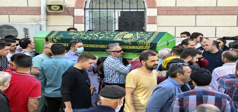 Bursa’daki uçak kazasında ölen eğitmen pilot Otkum son yolculuğuna uğurlandı