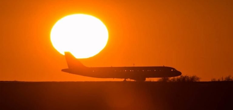 Irak’ta kum fırtınası nedeniyle uçuşlar iptal edildi