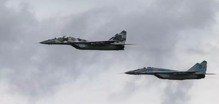 Ukrayna’ya ait MIG-29 savaş uçağı düşürüldü