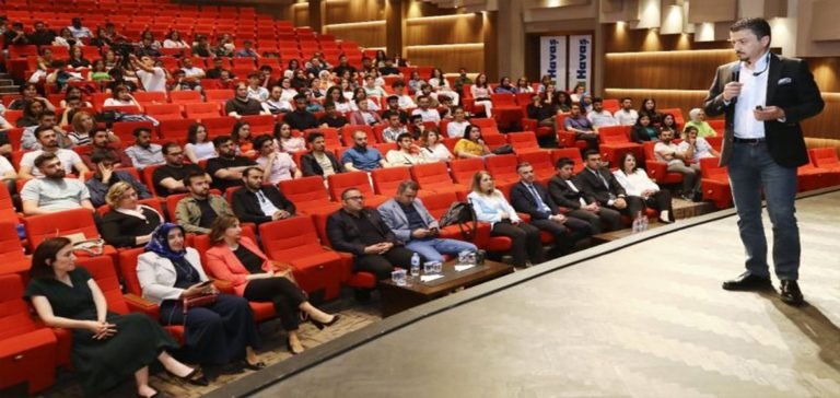 GAÜN öğrencileri HAVAŞ yöneticileriyle buluştu