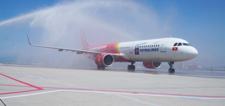 Vietjet eyes profit in 2022, develops e-logistics, pays 20% stock dividend