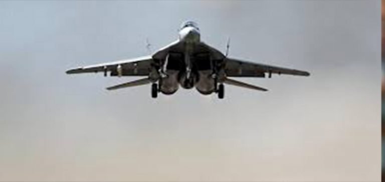 Bulgar savaş uçakları bir Türk uçağına eşlik etti