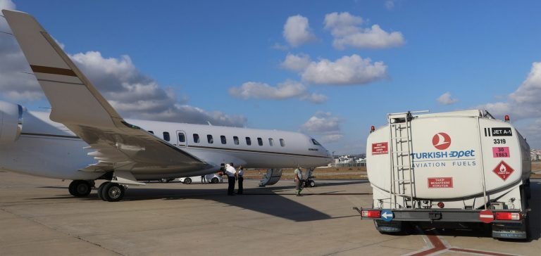 Özel jetlere yakıt tedarikinde yeniden rekabet soruşturması