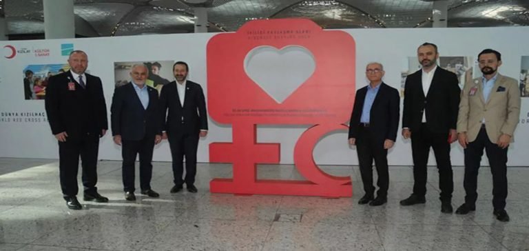 Türk Kızılay’ı ve Kızılhaç’tan İstanbul Havalimanı’nda “iyilikte buluşmak” sergisi