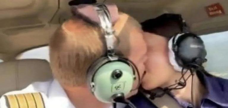 Havacılık okulunda seks skandalı