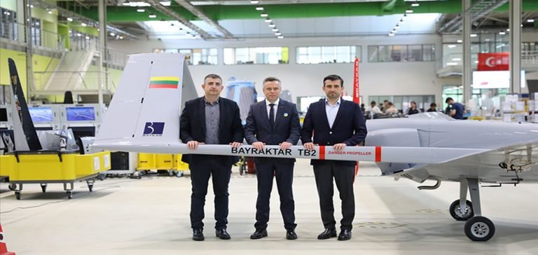 Litvanya Savunma Bakanı Yardımcısı Semeska’dan Baykar’a ziyaret