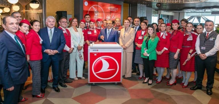 THY Başkanı Bolat: Tarihi rekora doğru uçuyoruz