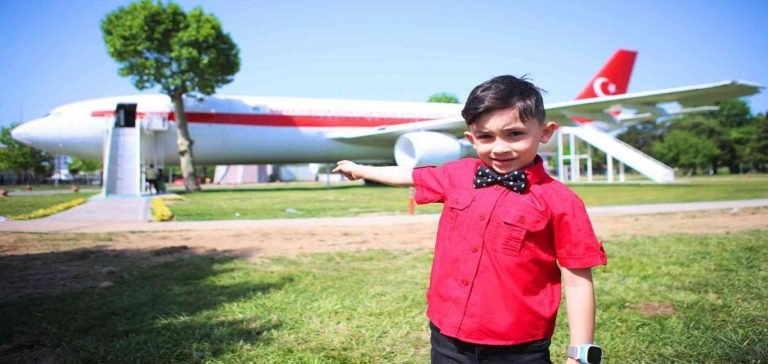 Kalp hastası Ömer Ege’nin uçak hayali gerçek oldu