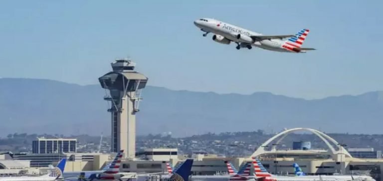 ABD’de hafta sonu yaklaşık bin 500 uçak seferi iptal edildi