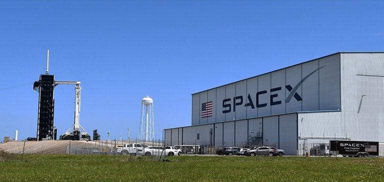 SpaceX, Uluslararası Uzay İstasyonu’na 25’inci görevini gerçekleştirdi