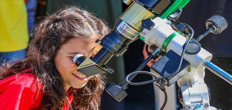 ‘Gökyüzü Gözlem Etkinliği’ gökyüzü meraklılarını Van’da buluşturdu