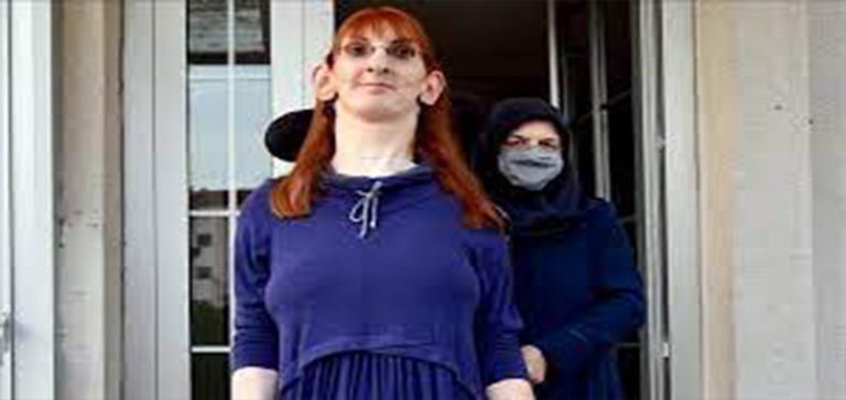 “Dünyanın en uzun boylu kadını” Rumeysa Gelgi ilk uçak seyahatini THY ile yapacak