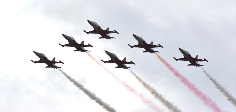 Türk Yıldızları ve SOLOTÜRK Rize Semalarında Gösteri Uçuşu Yapacak