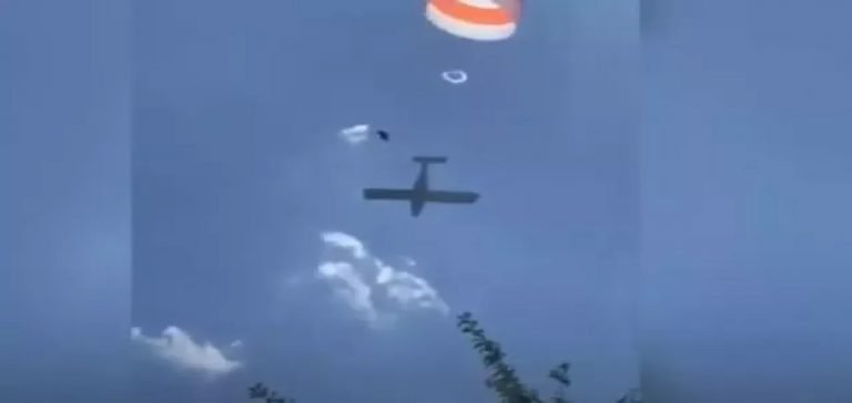 Belçika’da uçak düştü