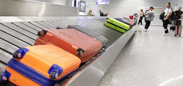 Almanya’da kaybolmaya karşı renkli valiz tavsiyesi