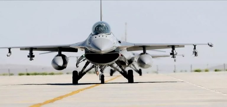 Yunan lobisine yakın ABD’li kongre üyesi Türkiye’ye F-16 satışına ilişkin tasarısını geri çekti