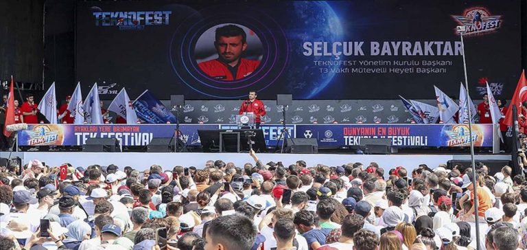 Selçuk Bayraktar: TEKNOFEST KARADENİZ’e 600 bin genç başvurdu