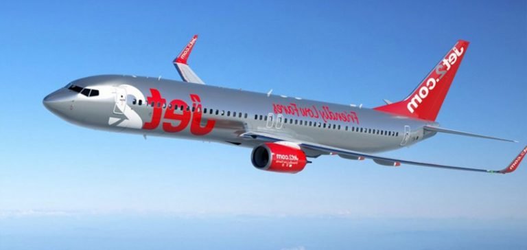 İngiltere’den Türkiye’ye gelen uçağın pilotu bayıldı