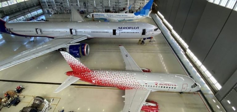 Yaptırımlar nedeniyle yedek parça bulamayan Rusya kendi uçaklarını söküyor