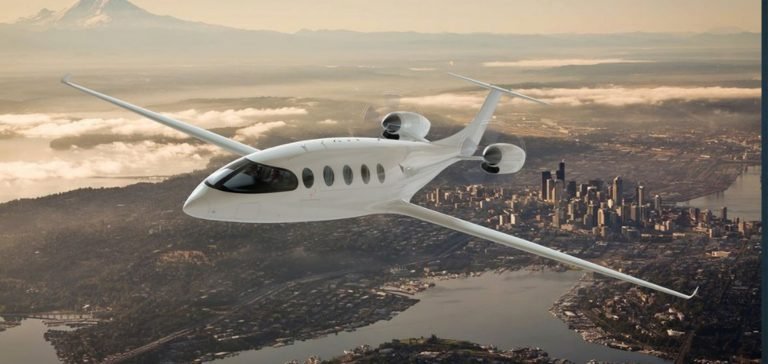 Elektrikli uçak Alice ilk uçuşunu gerçekleştirdi