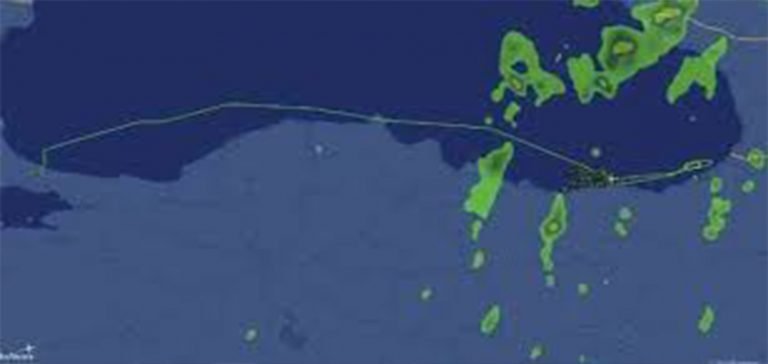 Hava muhalefeti nedeniyle Rize’ye inemeyen uçak Samsun’a indi