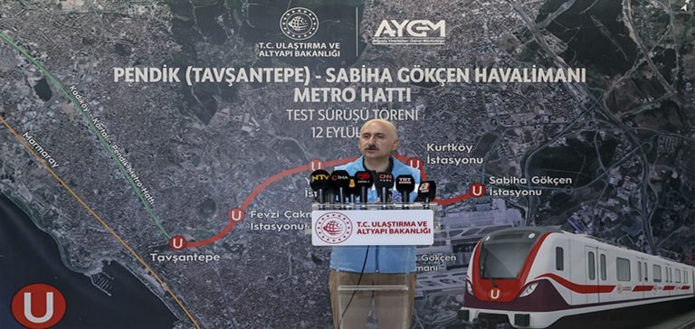 Bakan Karaismailoğlu, Pendik-Sabiha Gökçen Havalimanı metro hattının test sürüşüne katıldı