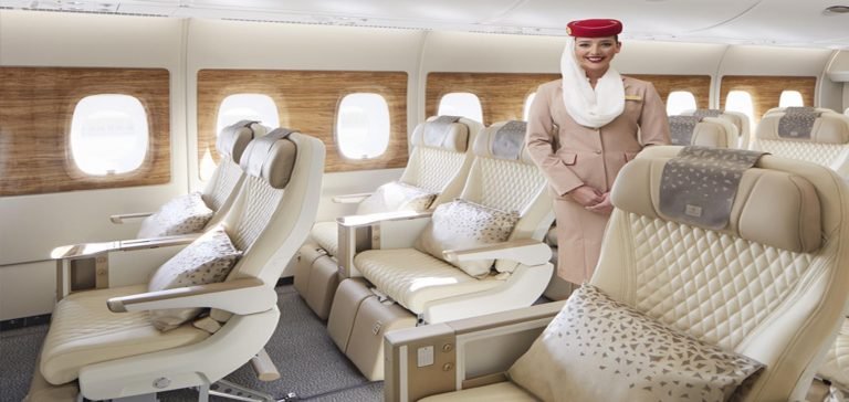 Emirates, yenilenen A380’lerle Aralık ayından itibaren Premium Economy kabinlerini beş şehirde daha tanıtacak