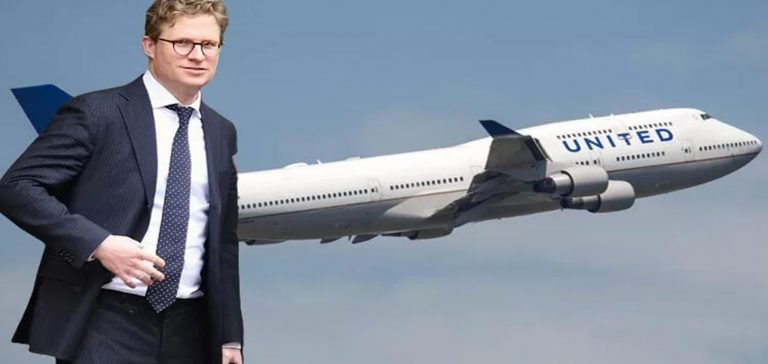 Balayından dönerken uçakta bir kadını taciz etti