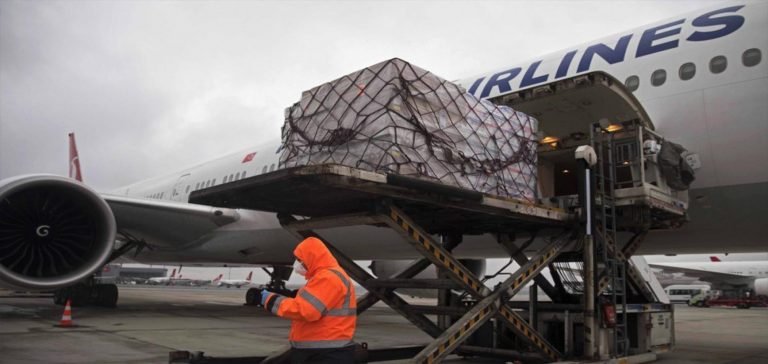 Türkiye’de uçuşlarla oluşan yük trafiğinin yüzde 74’ü İstanbul’da gerçekleşti