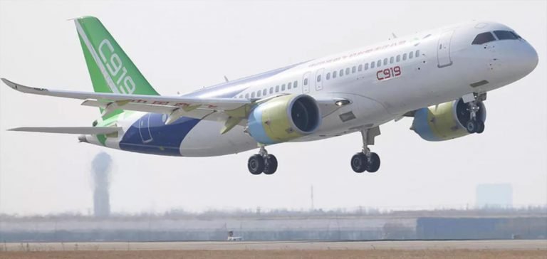 Çin’in Boeing’e rakip uçağı onay aldı