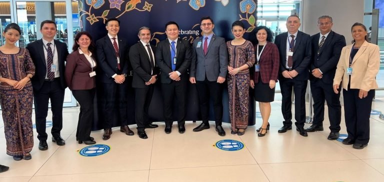Singapur Havayolları İstanbul uçuşlarının 35’inci yılını kutladı