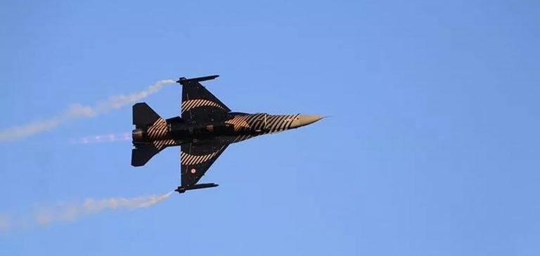 SoloTürk’ün Tekirdağ’daki gösterisi nefes kesti