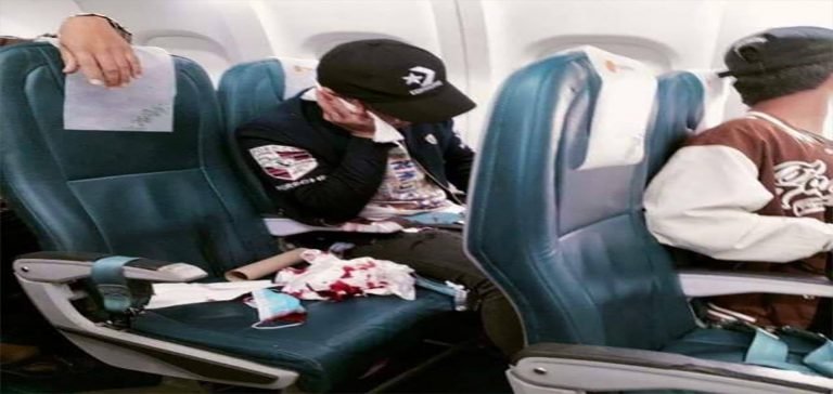 Yolcu uçağına ateş açıldı: 1 yaralı