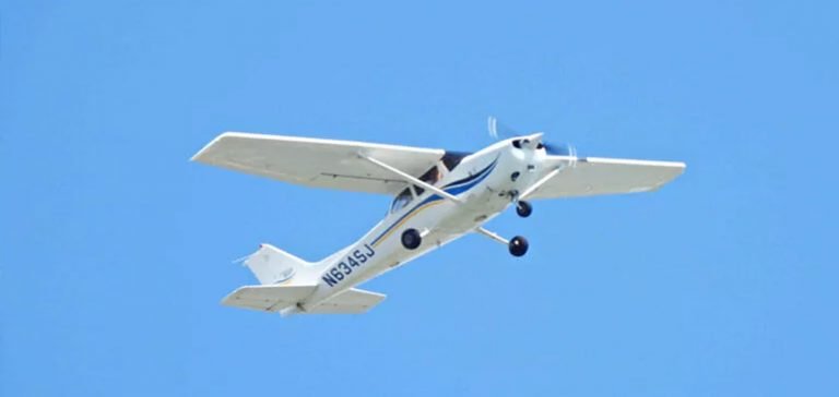 Kız arkadaşına yaptığı uçak sürprizi facia ile sonuçlandı!