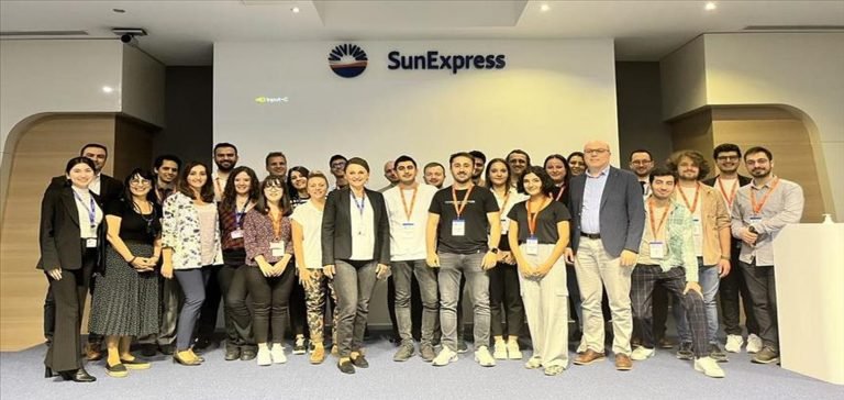 SunExpress, Genç Yetenek Programı FLY ile yeni mezunlara iş fırsatı sunuyor