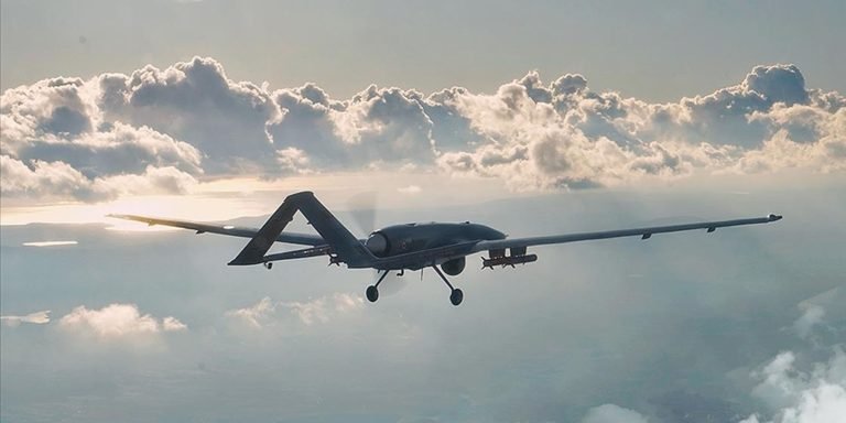 İHA, SİHA ve İKU’lar teröristleri adım adım takip ediyor