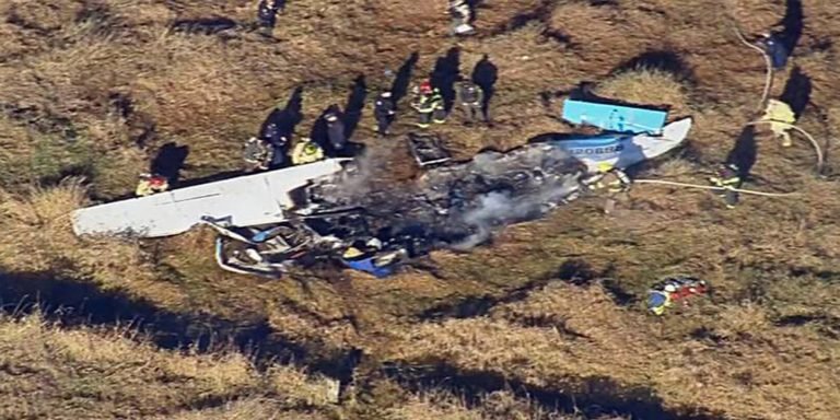 ABD’de küçük uçak düştü: 4 ölü