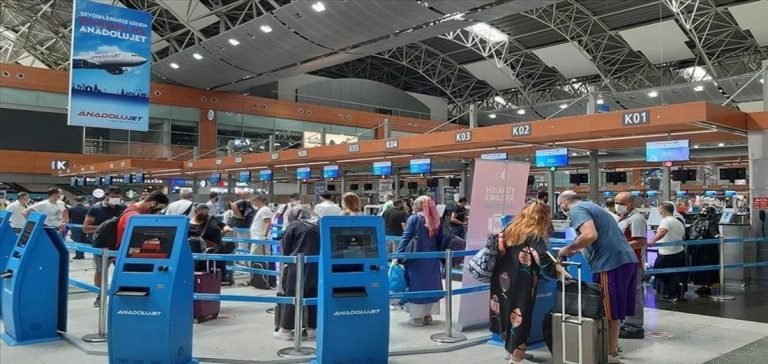 İstanbul havalimanları 11 ayda yolcusunu 31 milyondan fazla artırdı