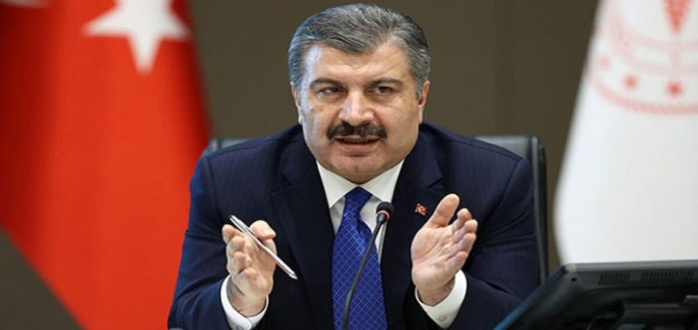 Bakan Koca: Uçak ambulanslarla bu yıl bin 114 hastanın nakli yapıldı