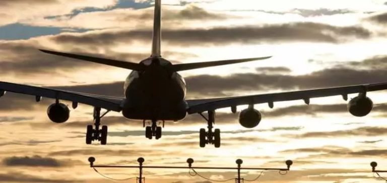 Gambiya’dan Britanya’ya giden uçağın iniş takımında ceset bulundu