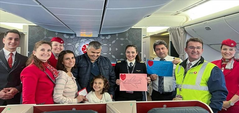 THY, havacılık meraklısı serebral palsili İnci’yi uçakla tanıştırdı