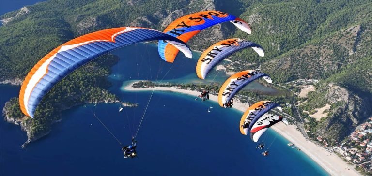 Babadağ’da 198 bin 724 yamaç paraşütü uçuşuyla rekor kırıldı