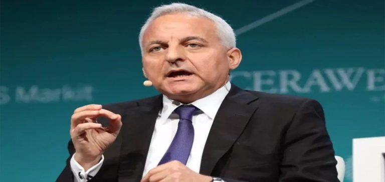 Rolls-Royce’un yeni CEO’su Tufan Erginbilgiç, görevine başladı