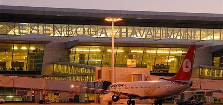 Diyarbakır-İstanbul uçağı Esenboğa Havalimanı’na acil iniş yaptı